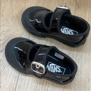 🖤🐧VANS KIDS MARY JANE VELCRO SHOE🐧🖤